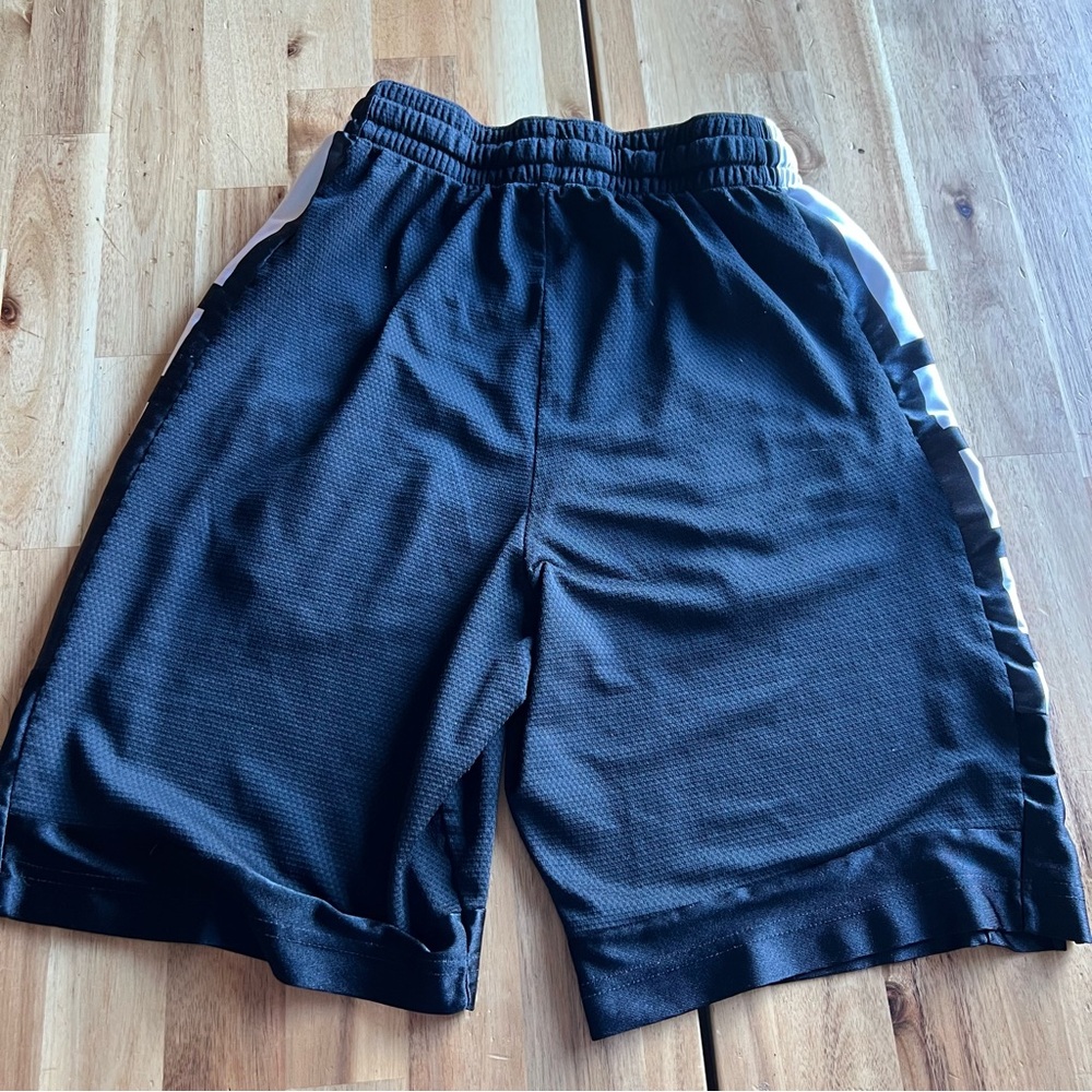 Nike Dri-FIT Athletic Basketball Shorts Black White Side Stripe Size S - Picture 5 of 5